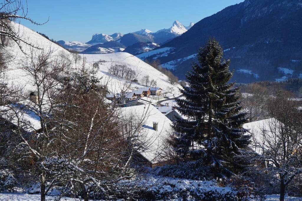 La Grange De Pimberty - Beautiful Apartments 27 Miles From Geneva Vailly Exteriör bild