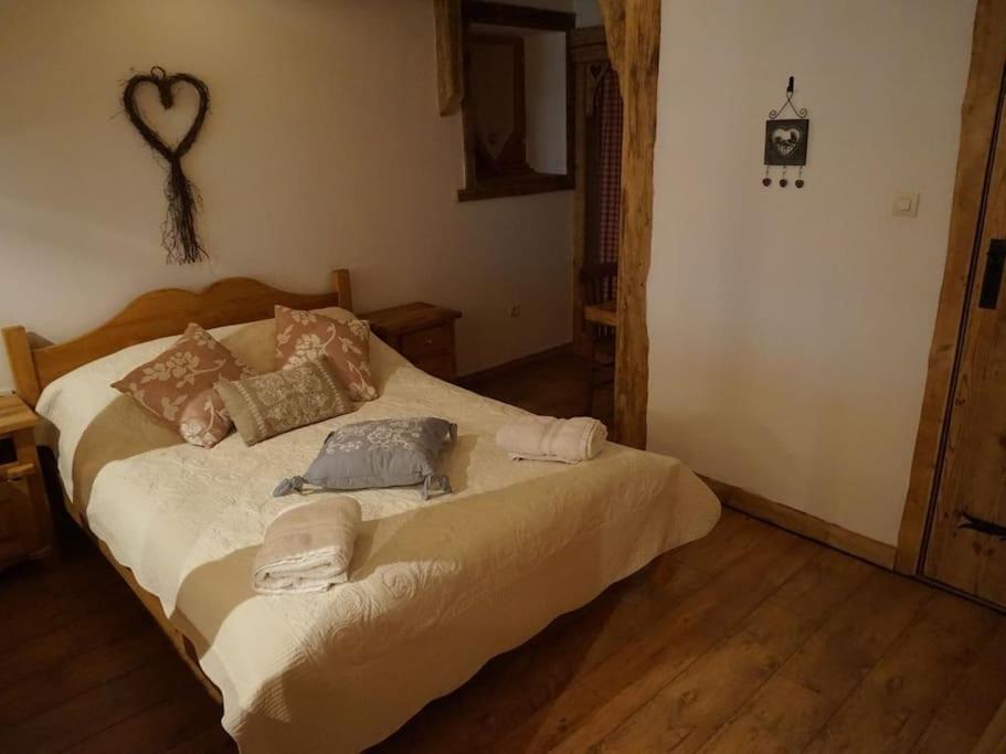 La Grange De Pimberty - Beautiful Apartments 27 Miles From Geneva Vailly Exteriör bild